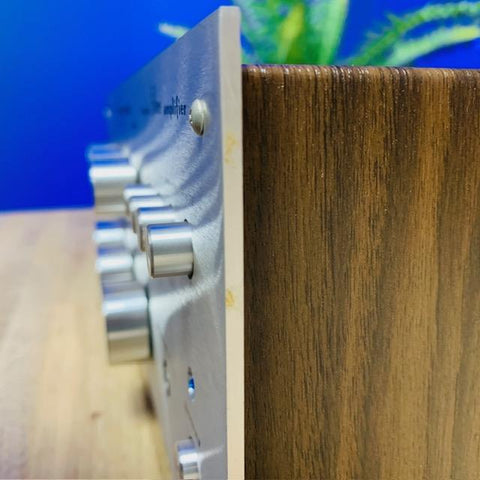 Marantz Model 1060 amplifier