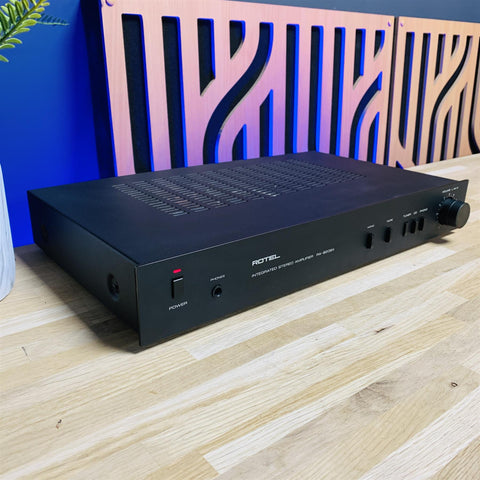 Rotel RA-820BX Stereo Integrated Amplifier