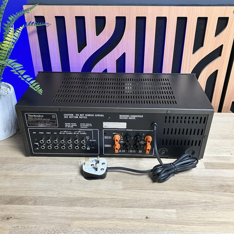 Vintage Technics SU-Z2 Stereo Integrated Amplifier