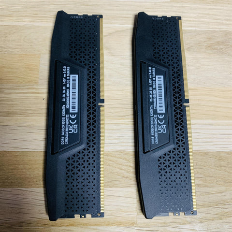 Corsair VENGEANCE RGB 64GB (2x32GB) DDR5 DRAM 6200MT/s CL32