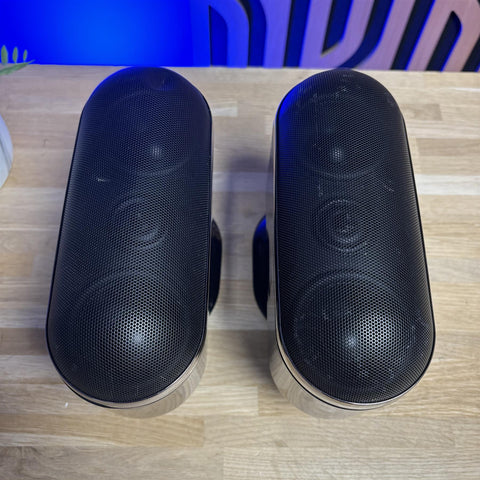 Q Acoustics 7000LR Wall Mount Speaker Pair (Dented)