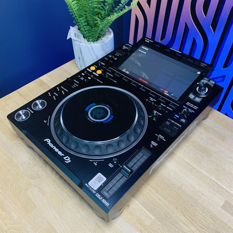 Pioneer DJ CDJ-3000 Professional DJ Multi Player