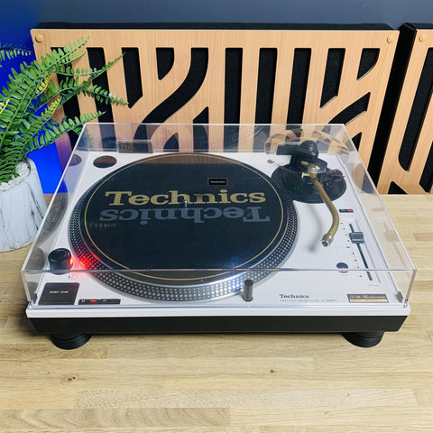 Technics SL-1200M7L Limited-Edition 50th Anniversary Direct-Drive DJ Turntable