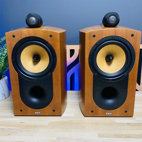 Bowers & Wilkins Nautilus 805 Speakers