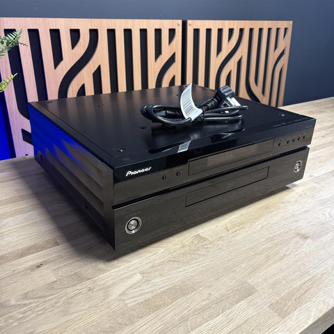Pioneer BDP-LX91 Blu Ray Player