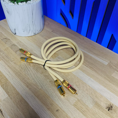 Van Den Hul 'The Name' 0.8m Twin Phono RCA Interconnect Cable Lead