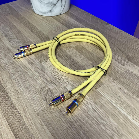 Van Den Hul The First Ultimate MK II Interconnects 0.75m Pair