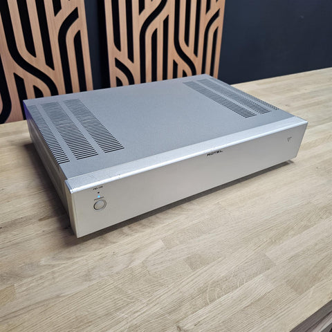 Rotel RB-06 Power Amplifier