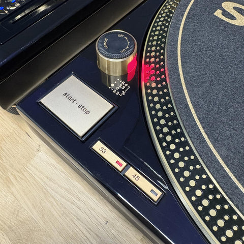 Technics SL-1200GLD Limited Edition Turntables (Pair)