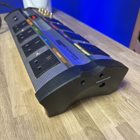 Monster Power HTS1000 Home Theatre PowerCenter