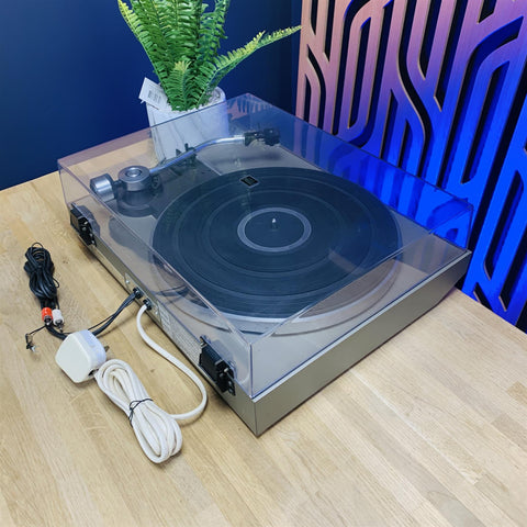 Technics SL-20 FG Servo Belt Drive Turntable