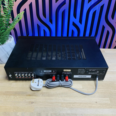 Rotel RA-810A Stereo Integrated Amplifier