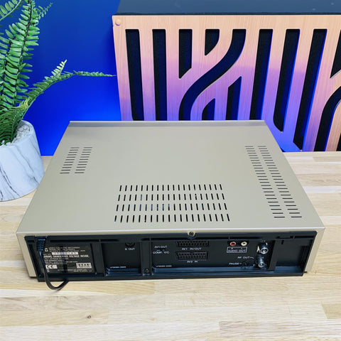 JVC HR-S7500 SVHS Player