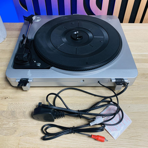 House of Technology USB Turntable