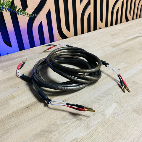 High Quality Speaker Cable (Pair) 2m fitted with Banana Connectors